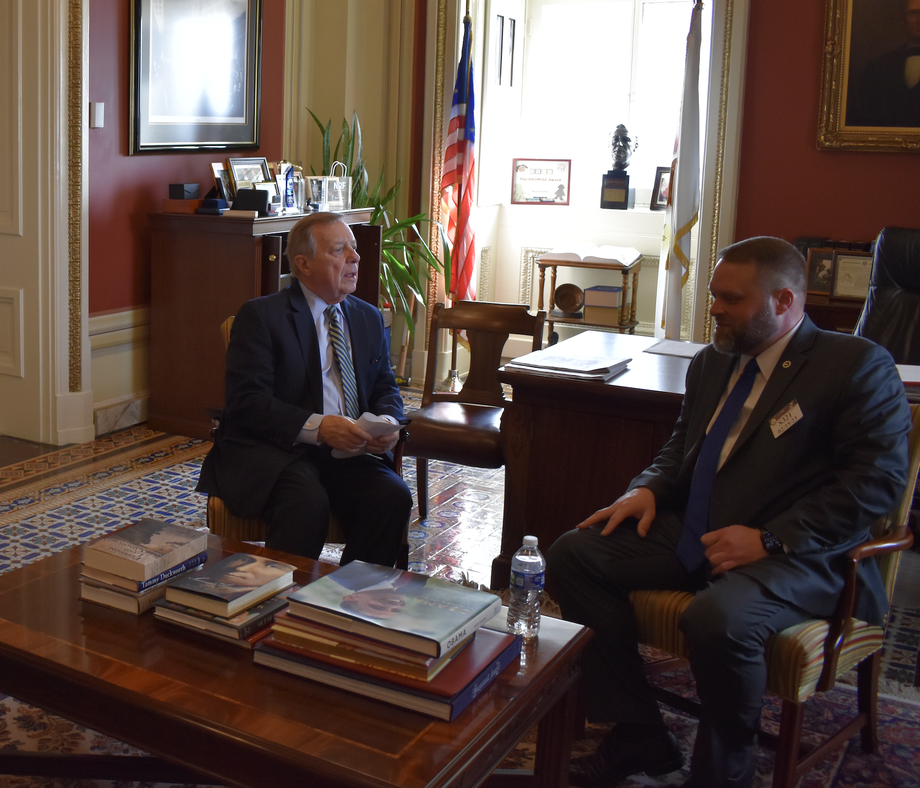 DURBIN MEETS WITH NATIONAL ASSOCIATION OF LETTER CARRIERS AS POSTAL WORKERS FACE UPTICK IN ARMED ROBBERIES